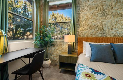 LUX Sedona Retreat - Hot tub & Game room - Foto 26