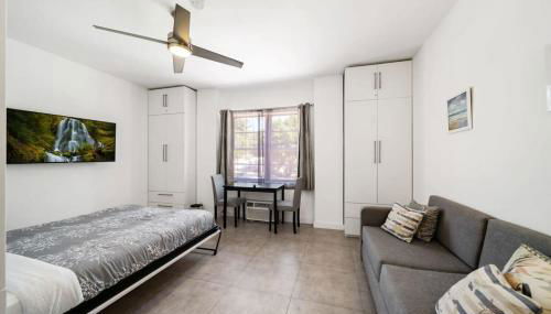 Beach Bae -Deco Studio Steps from the Ocean - Foto 3