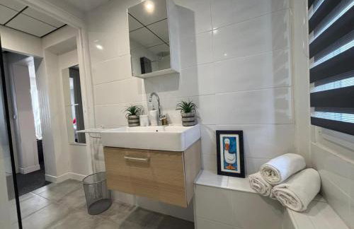 Appartement F4 meublé 75m2 trois chambres avec balcon - Foto 11