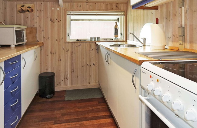 Alluring Holiday Home in Storvorde near Sea - Foto 11