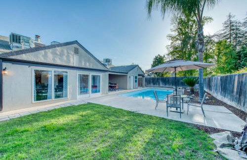 Fig Garden 4BR House W Pool - Photo 48