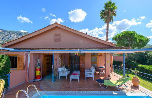 Cozy Small Smart Villa with Private Pool Mikri Mantineia Kalamata - Foto 52