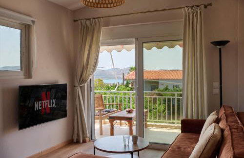 D & K Vacation Villa Anavissos - Photo 1