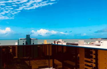 Apartamento Completo na praia com terraço privativo - 2 quartos - Photo 3