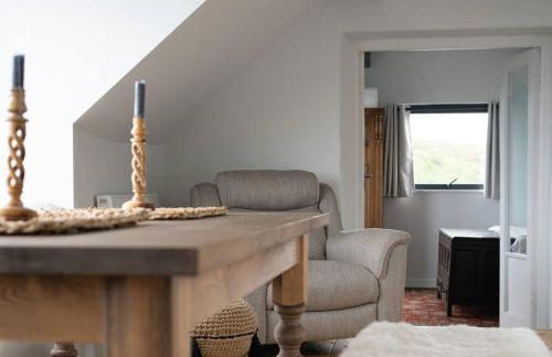 Cliff-top Cottage on Coast Path w/Panoramic Views - Photo 2