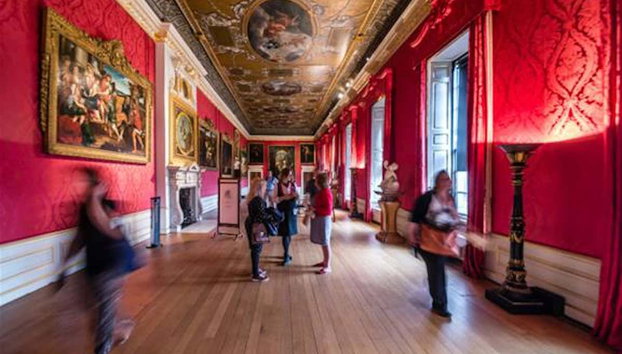 Entrada al Palacio de Kensington - Foto 4, Visitando las estancias reales