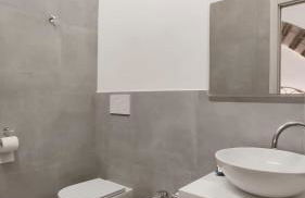 Dietro l'Angolo - Photo 5