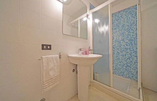 Villa Rachele: stunning luxury villa in centre Gargnano with private pool and breathtaking views - Foto 57