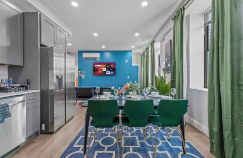 Apt+ 2 Queens+Bunkbed+Free Parking 55"TV - Photo 63