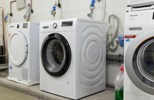 Arena in der Nähe - Tiefgarage - Balkon - Küche - Smart TV - Foto 28