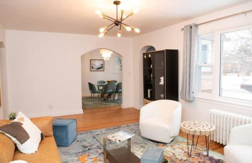 A Touch of Elegance - Foto 47