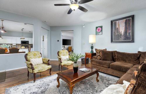 RARE FIND! Private Pool Hot Tub Spa Game Room Pool Heat Available Spring Special! - Foto 34