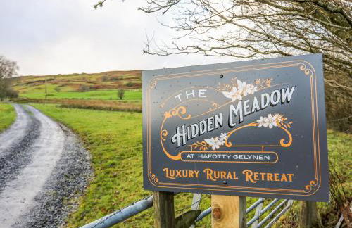 Hilltop Lodge - Photo 30