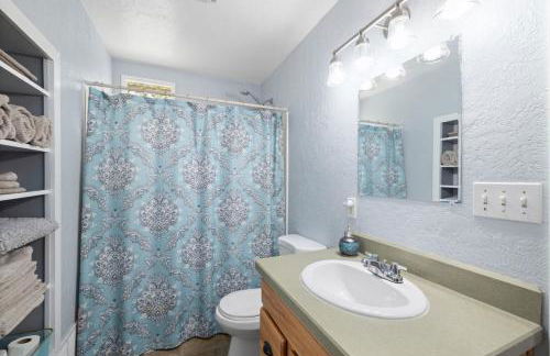 Bo360 White House with Fenced Yard - Foto 18