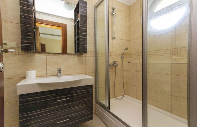 Paradise Town Villa Marina - Photo 9