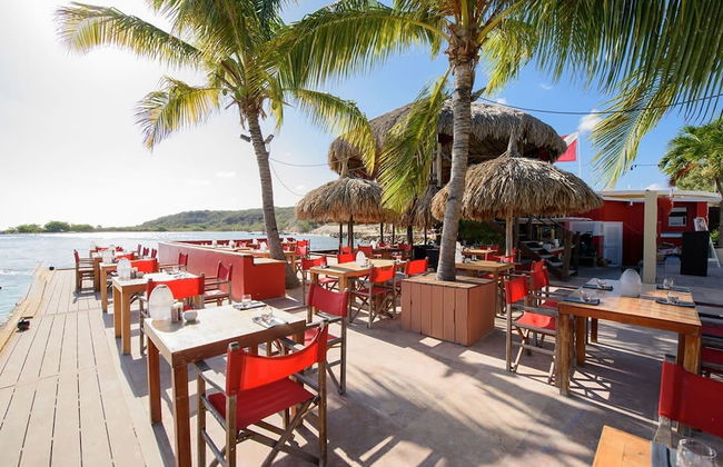 Tropical Escape With Pool and Ocean Views - Photo 34