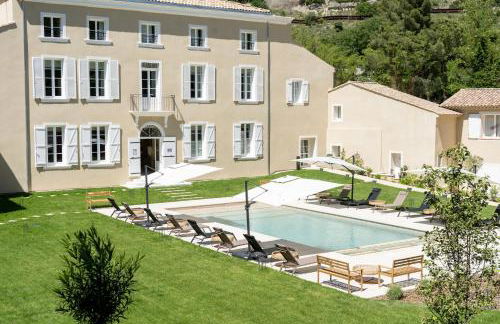 Château de l'insolas - Photo 1