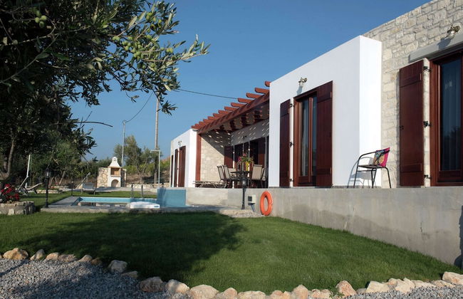 Villa in Arkadi With Pool Near the Sea - Photo 28
