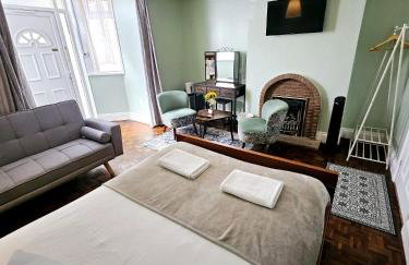 A-N-G Apartments - Parking EV 22kW by the Beach, Canoe Lake & South Parade Pier - Foto 35