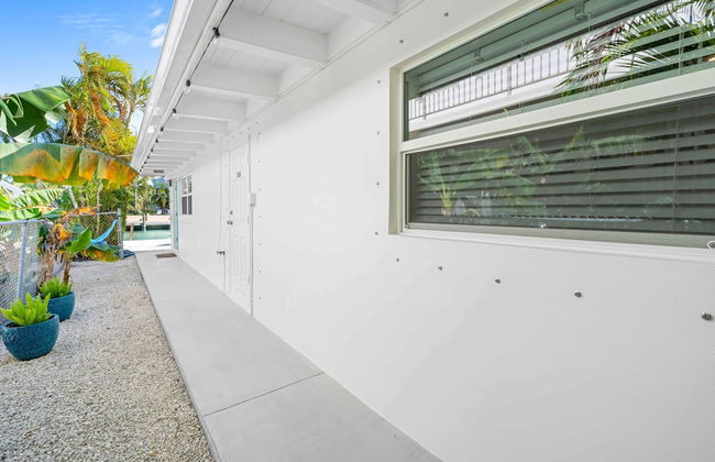 Seabreeze Cove Waterfront Gem 38 Foot Dock Cabana Club - Foto 37