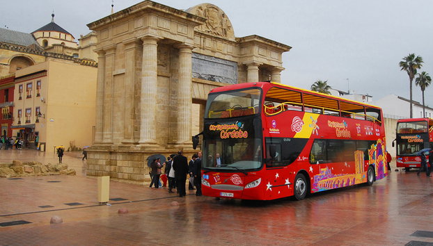 City Sightseeing Córdoba Hop-On Hop-Off Tour - Foto 2