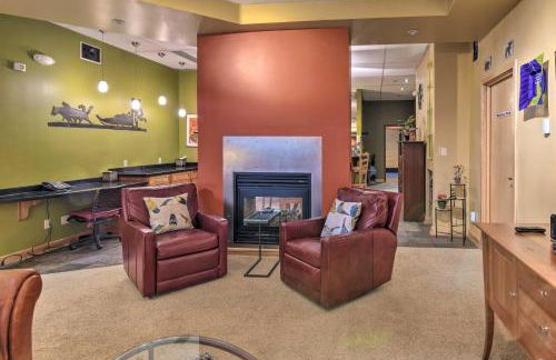 Idyllic Dtwn Anchorage Condo with Fireplace! - Photo 7