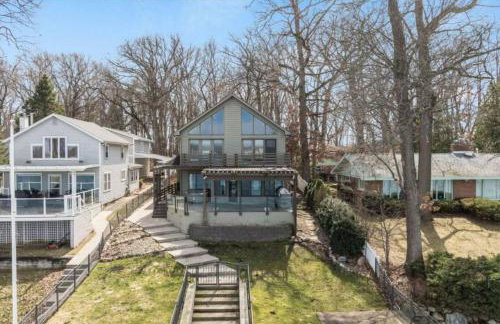 Eagle Lake Paradise! Close to ND! Sunset! Hot Tub! - Foto 15