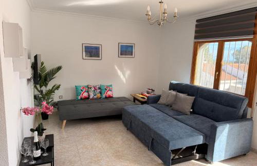 Amarella Costa Dorada - Villa mediterránea con piscina ideal para grupos y familias - Foto 11