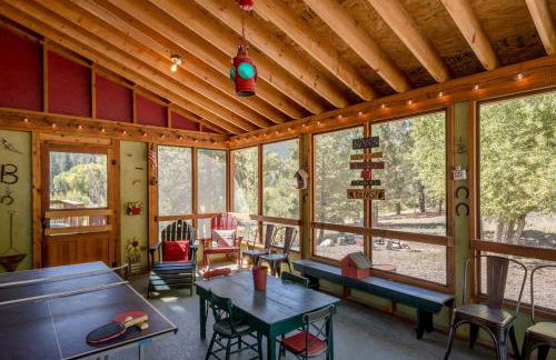 Stunning Mountainside Cabin Rental with a View Nestled in the Heart of the Colorado Rockies - Foto 21