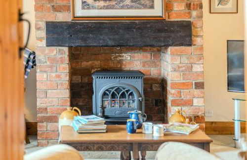 Maple Cottage - Rural Charm & Cotswold Views - Foto 24