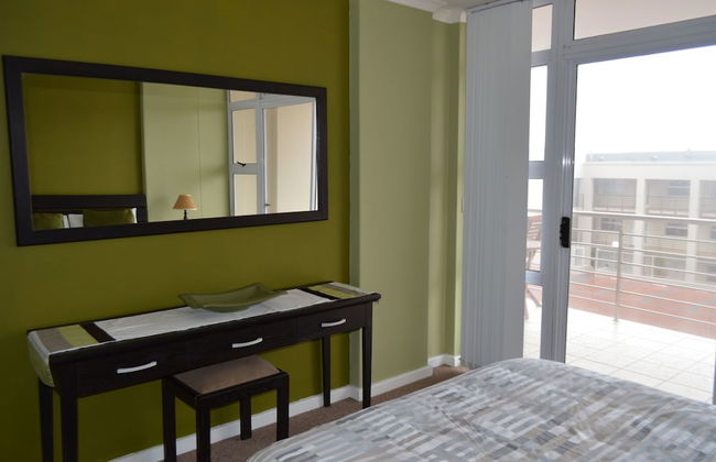 The Waves, Living By the Beach - Foto 5