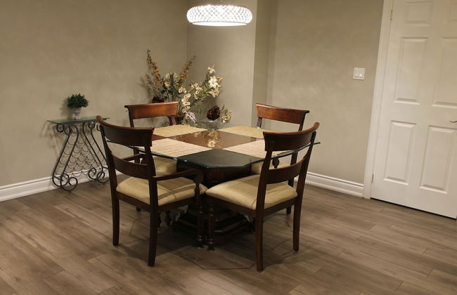 Fully Furnished Private Guest Suite - Foto 16