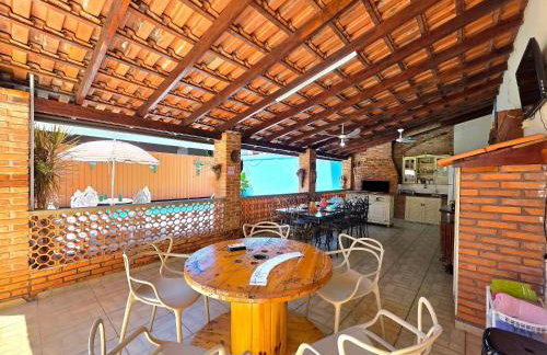 Casa com Piscina próximo Atrativos/ wifi/ garagem - Foto 2