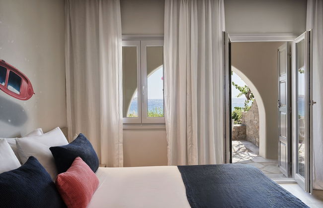 Poseidon of Paros - Photo 26