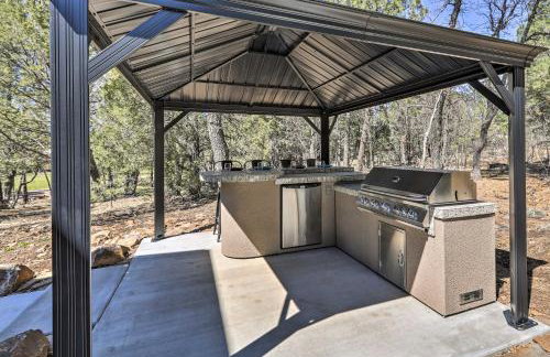 3 Mi to Rainbow Lake Home with Hot Tub and Deck - Foto 30