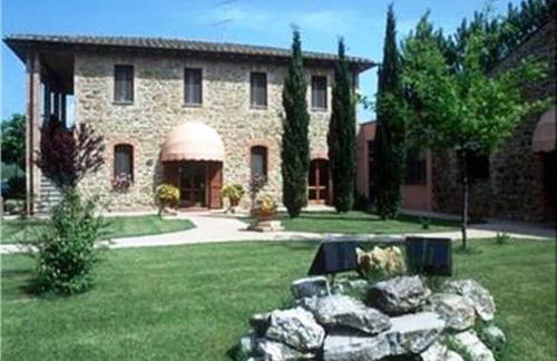 Hotel Villalago trasimeno - Photo 2