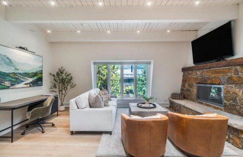 1 Block to Gondola Updated Top-Floor 2BR 2BA - Foto 35