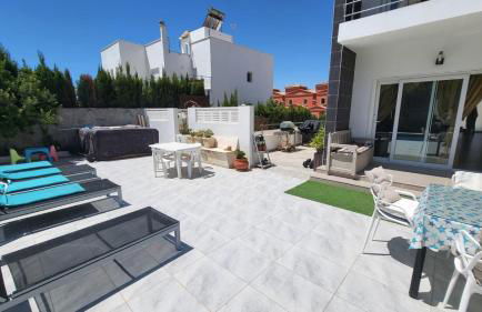 Villa en Pla Roig - Foto 8