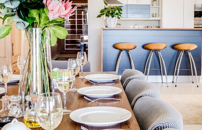 Seaside Elegance at Numa Villa - Foto 8