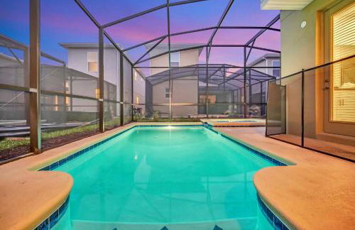 5BR Family Haven Near Disney with Private Pool - Foto 49