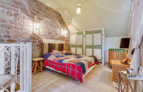 Holiday Home in Auvergne With Roofed Garden and Terrace - Foto 32