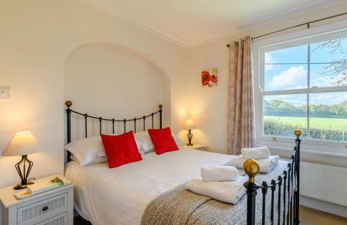 5 Bed in Godshill NFL35 - Photo 14