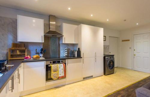 The Bungalow - Ardullie Lodge - Photo 9