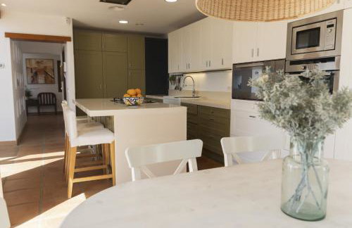 Villa Los Huaraches - Mijas Golf - Private Swimming Pool - 5 Bedrooms - 5 Bath - Air Conditioning - Photo 12