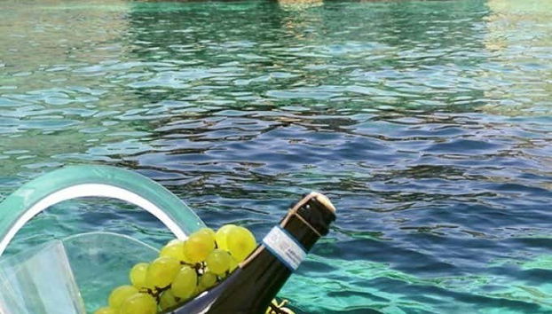 Aperitif with prosecco