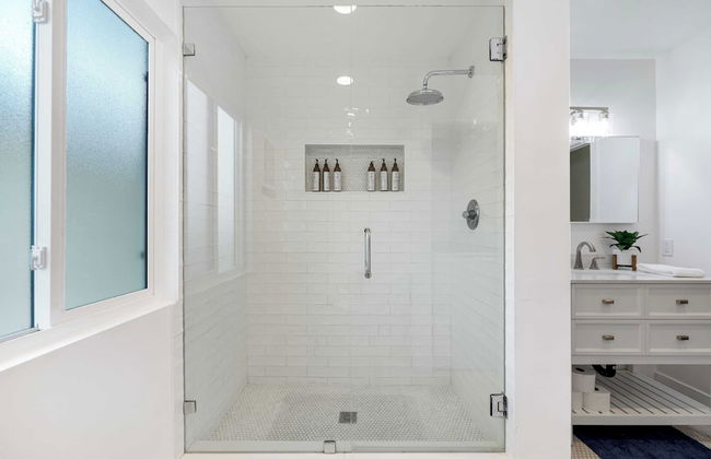 Steps From the Sand/boardwalk Outdoor Dining, Parking, and Patio in Newport - Foto 21