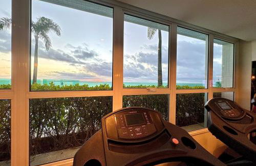 Excepcional Apartamento Vista Mar -Cloc Por do Sol na praia, frete Mar - Foto 11