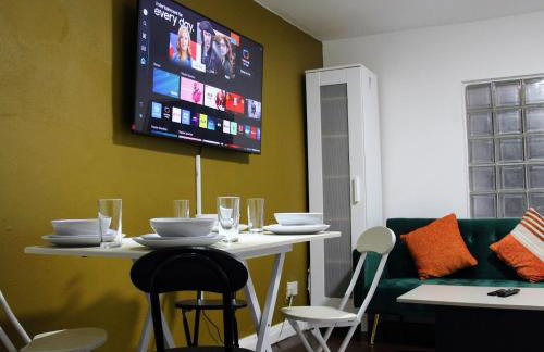 2-Bedroom Garden Apartment near West Norwood Station - Foto 13