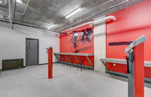 Penthouse Apt - PoolGymHotTubPkg - View! - Foto 28