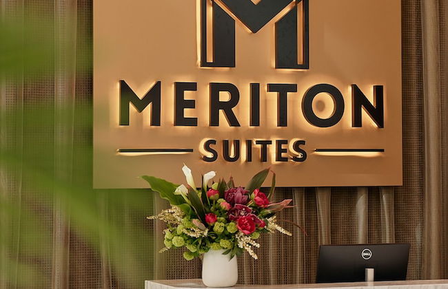 Meriton Suites Melbourne - Photo 2
